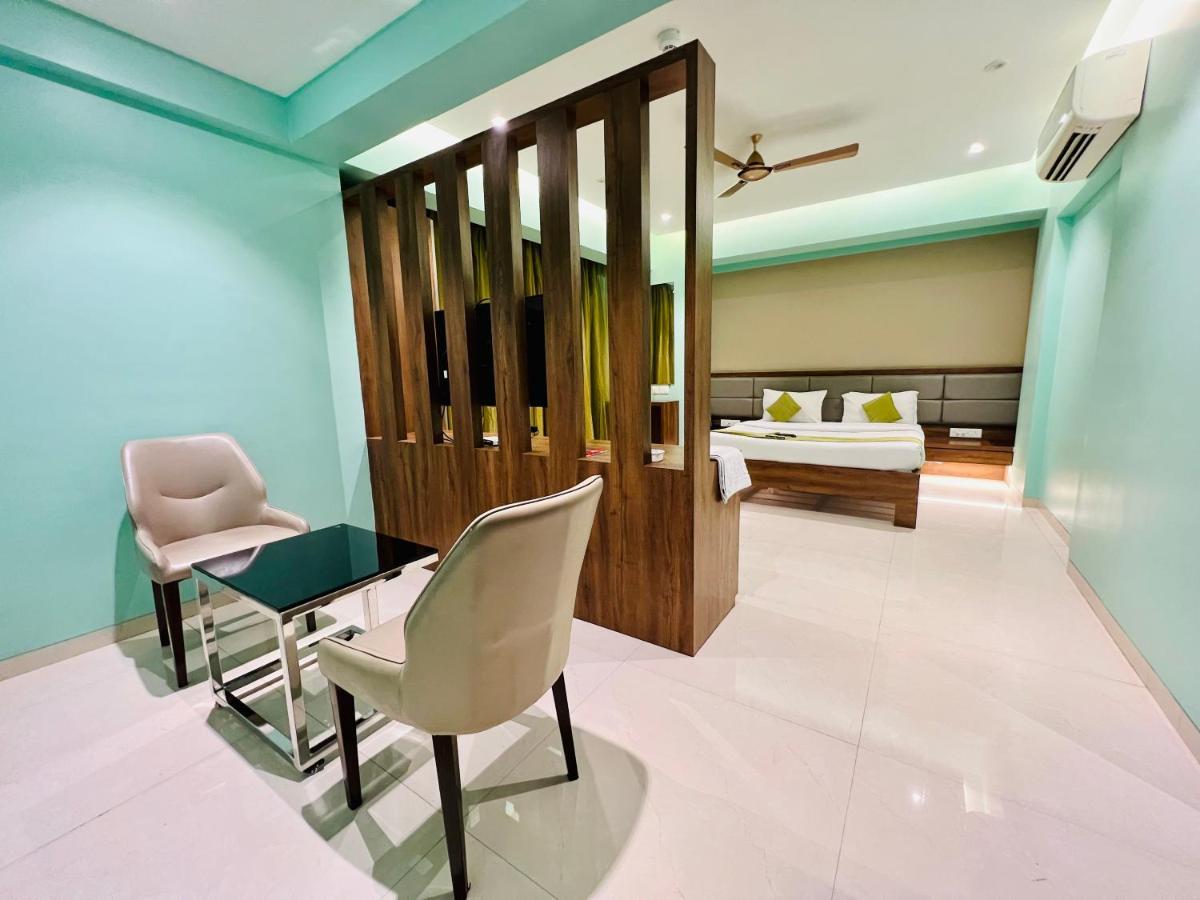 Hotel Seven Oaks Navi Mumbai Kültér fotó